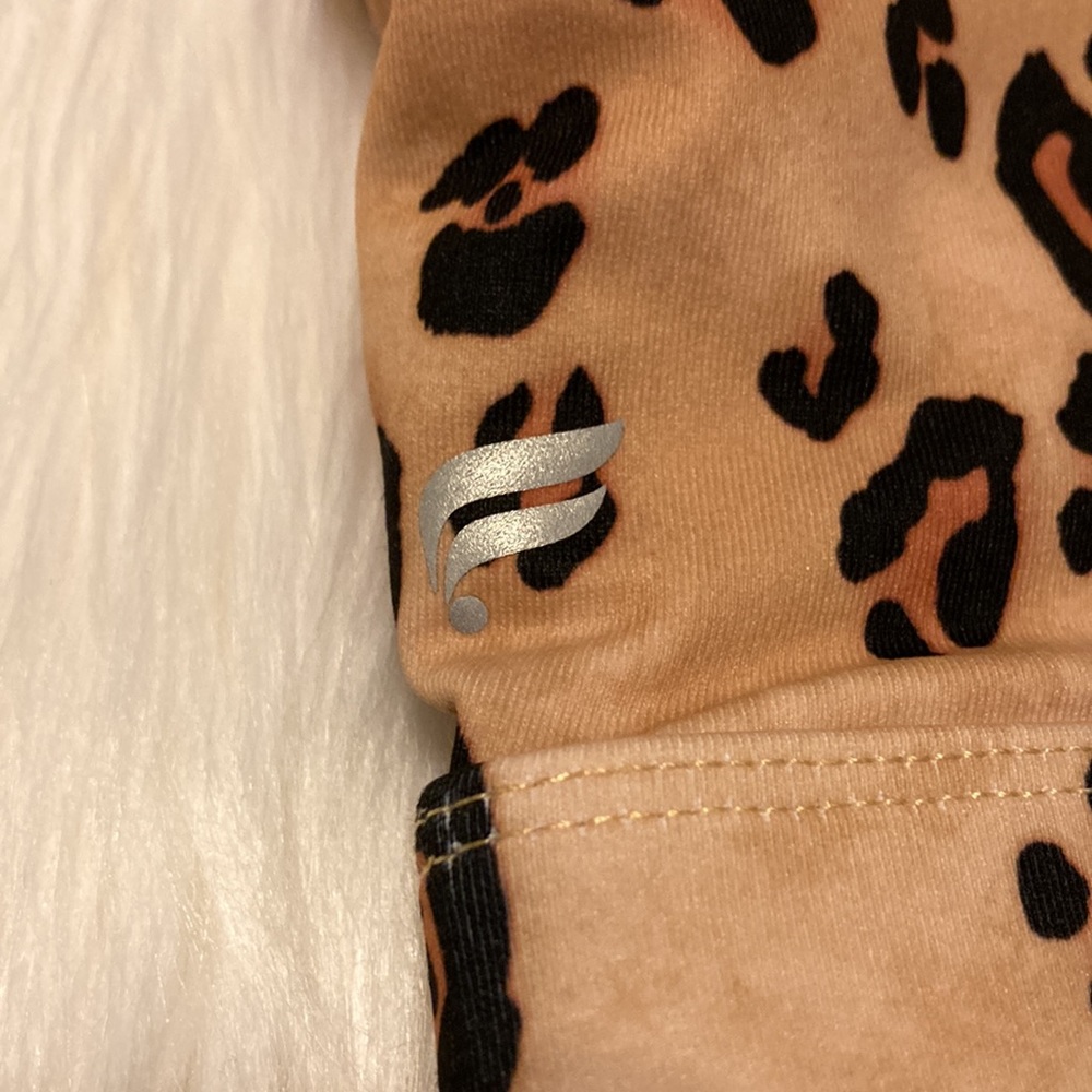 NWT Fabletics Animal Print Sports Bra - Picture 3 of 6